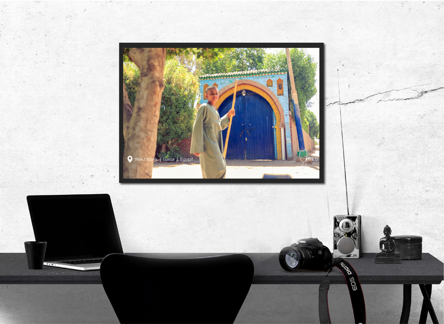 Photographic print by Nine Yards Counsel Digital Agency Team, highlighting strategic digital engagement techniques.